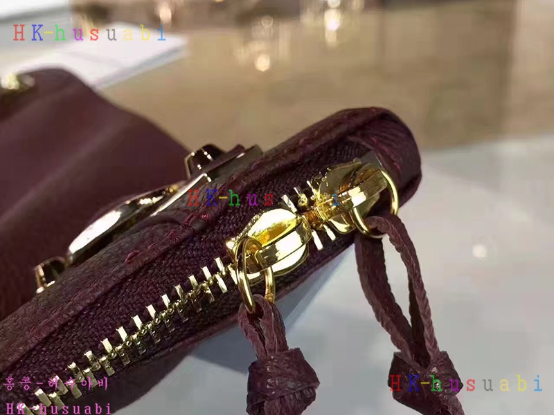 NEW �߷��þư� �Ż� Ŭ��ġ��BA555390-2