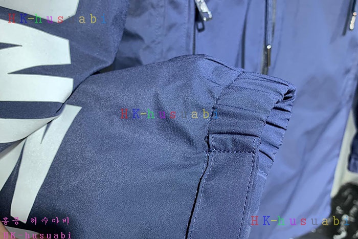 NEW 몽클레어 바람막이 신상 M 558450