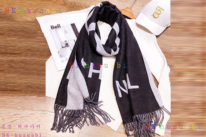 NEW 샤넬 스카프 신상 CH 6733250