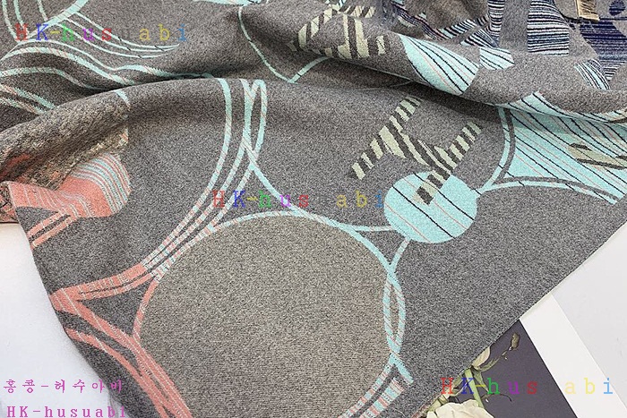 NEW 샤넬 스카프 신상 CH 6733254