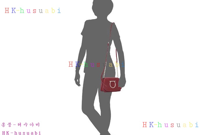 ★미러급★  페라가모 간치니 백 F 22D293-3
