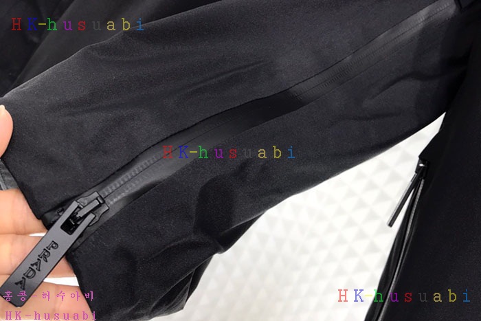 NEW 프라다 자켓 신상 P 2733252