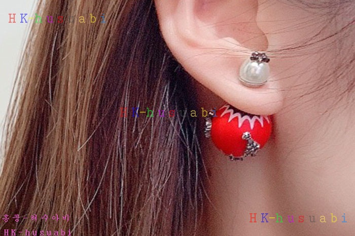 NEW 디올 귀걸이  신상 D 388899