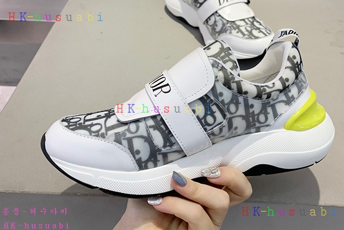 NEW 디올 신발 신상 DR 735526