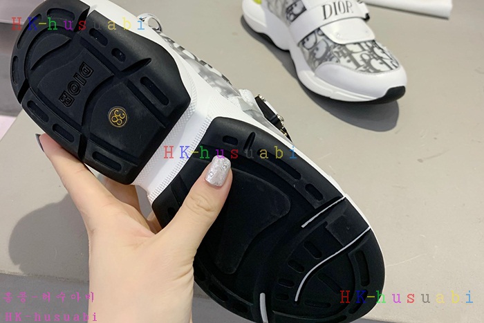 NEW 디올 신발 신상 DR 735526