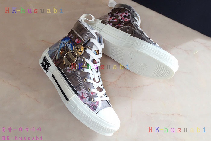 NEW 디올 신발 신상 DR 592407