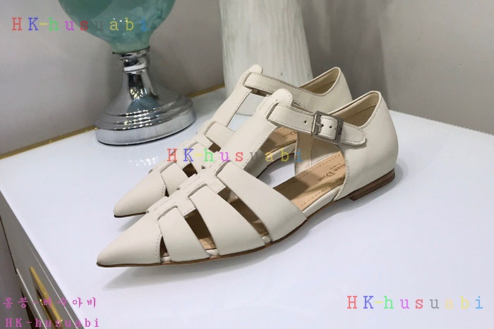 NEW 디올 신발 신상 DR 447551