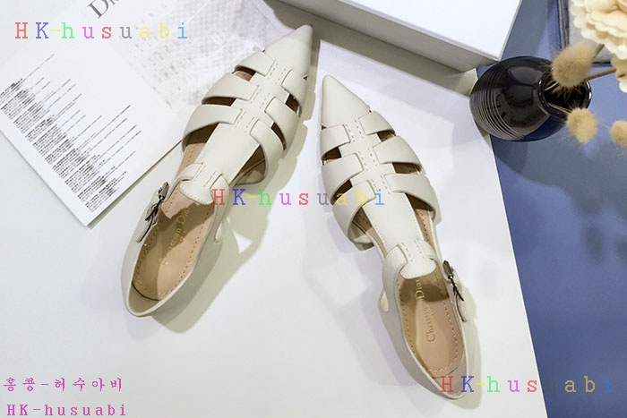 NEW 디올 신발 신상 DR 447551