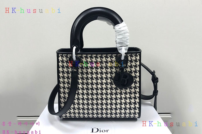 ★미러급★ 디올 레이디백 DR 565001
