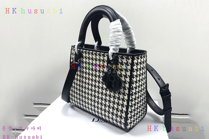 ★미러급★ 디올 레이디백 DR 565001