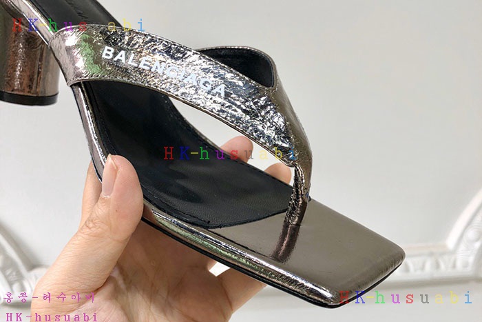 NEW 발렌시아가 신발 신상 B 111472