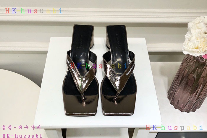 NEW 발렌시아가 신발 신상 B 111472