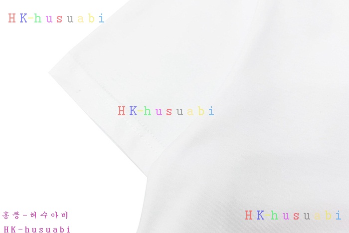 NEW 프라다 반팔티 신상 P 4417250