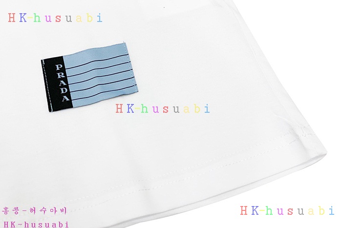 NEW 프라다 반팔티 신상 P 4417251