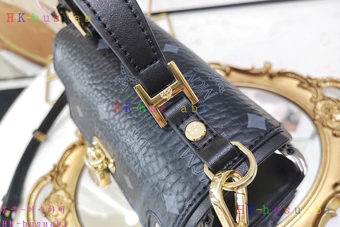 NEW 엠씨엠 토트백 신상 M 4233655