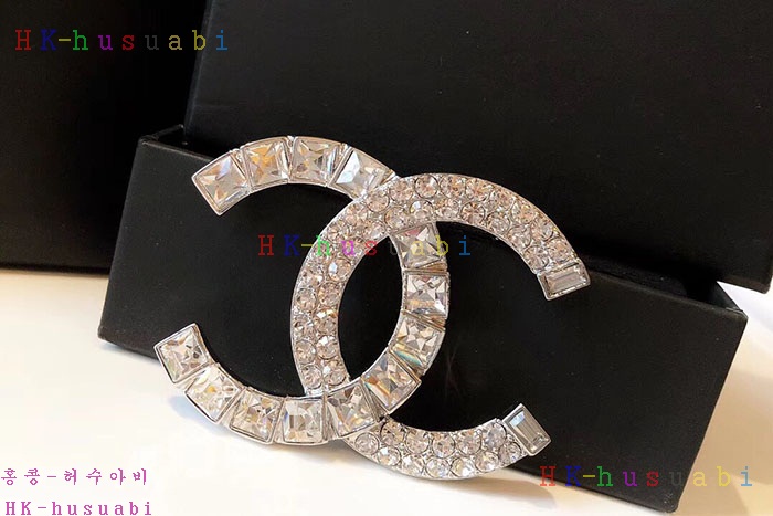 NEW 샤넬 브로치 신상 C 557325