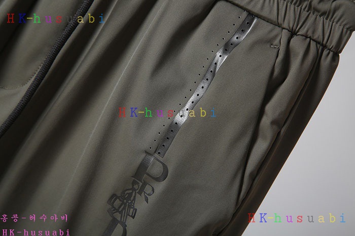 NEW 프라다 반바지 P 2228506