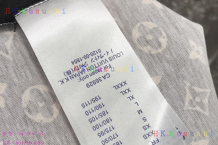 NEW 루이비통 반팔티 신상 LV 275581