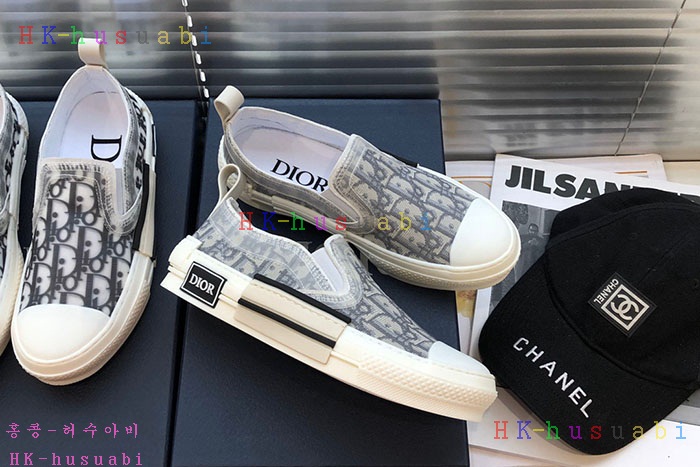 NEW 디올 남여공용 신발 DR 421108