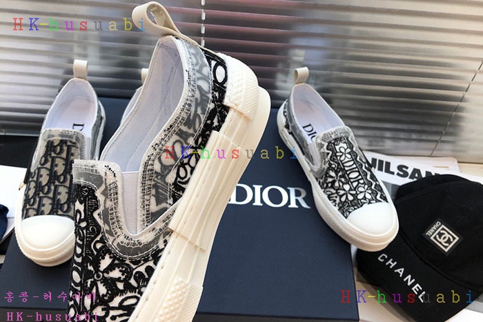 NEW 디올 남여공용 신발 DR 421110