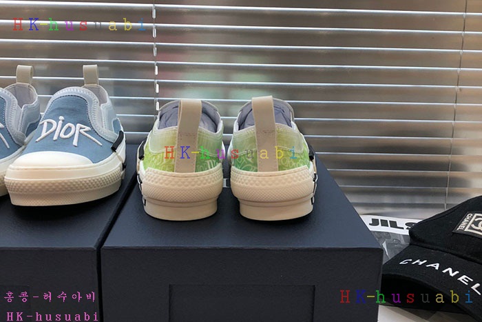 NEW 디올 남여공용 신발 DR 421114