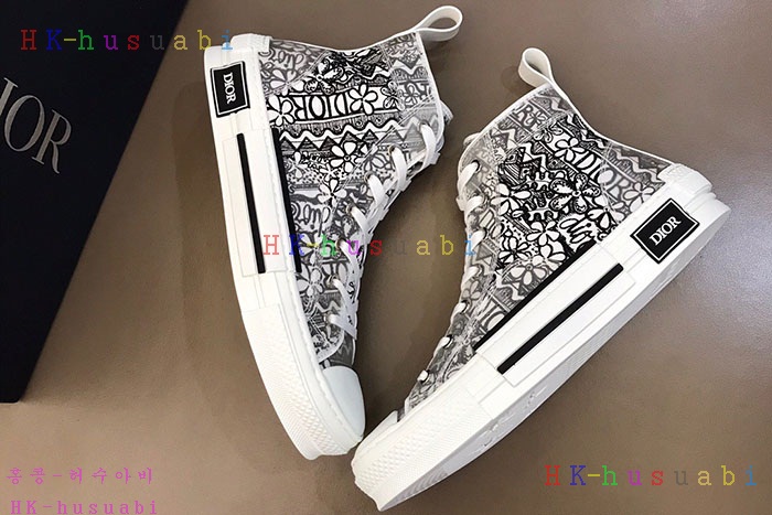 NEW 디올 신발 신상 DR 672584