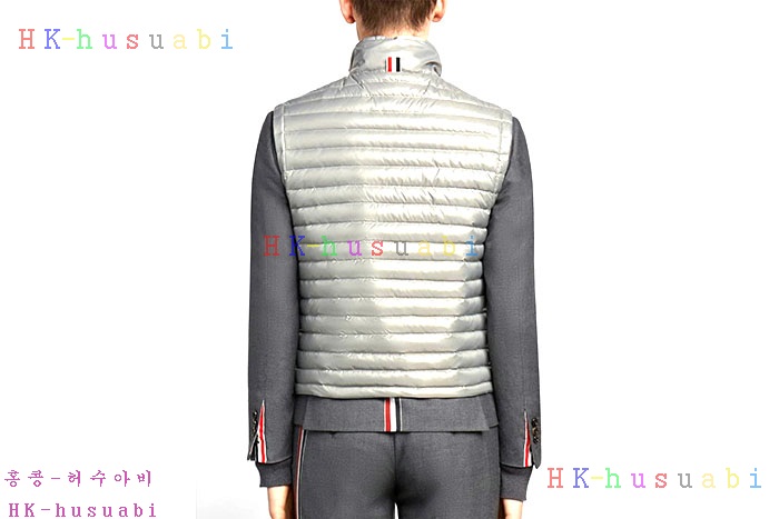 NEW 톰브라운 패딩조끼 신상 TB 572234