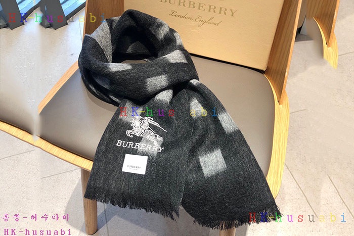 NEW 버버리 머플러 신상 BB 573349