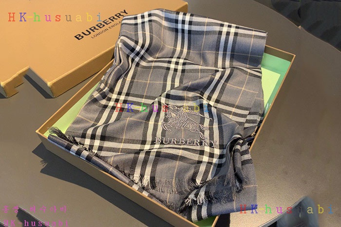 NEW 버버리 머플러 신상 BB 573343