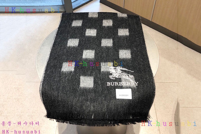 NEW 버버리 머플러 신상 BB 573349