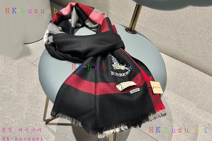 NEW 버버리 머플러 신상 BB 573358