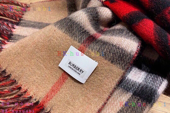 NEW 버버리 머플러 신상 BB 573338