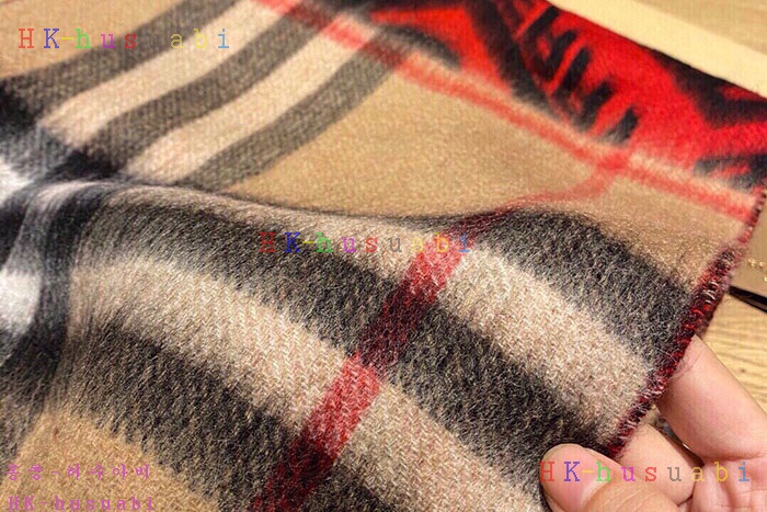NEW 버버리 머플러 신상 BB 573338