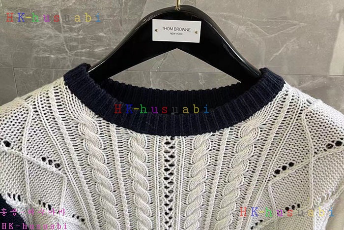 NEW 톰브라운 니트 신상 TB 366338