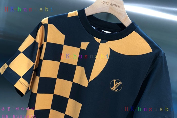 NEW 루이비통 반팔티 신상 LV 352550