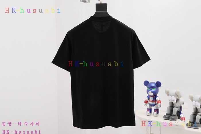 NEW 루이비통 반팔티 신상 LV 724555