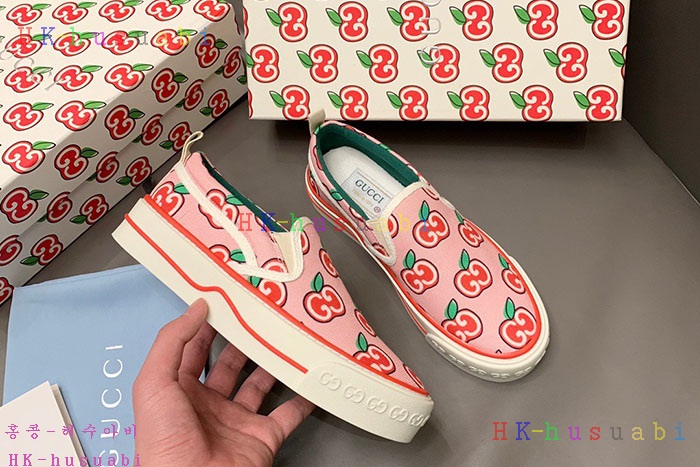 NEW 구찌 스니커즈 신상  GU 654010