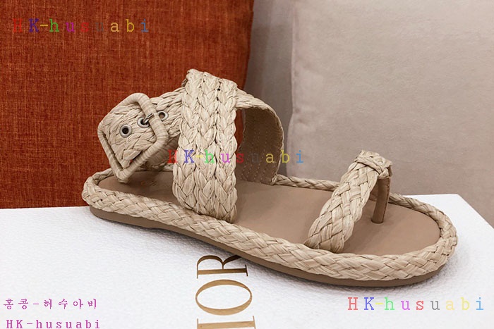 NEW 디올 신발 신상 DR 857221