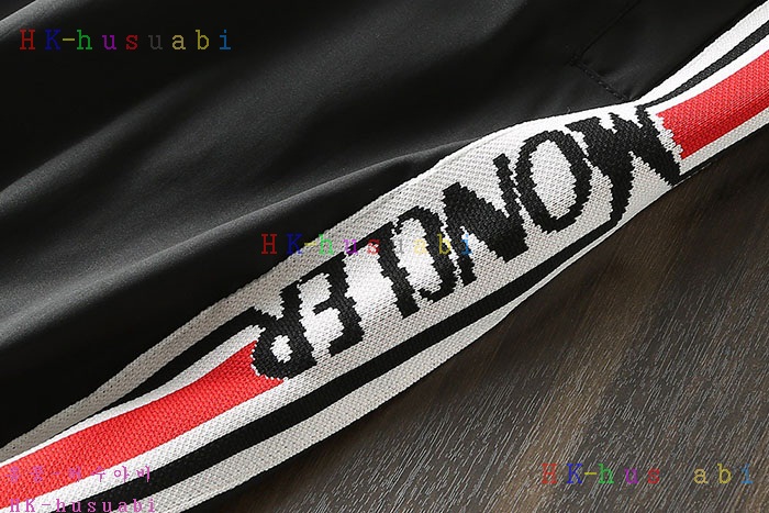 NEW 몽클레어 반바지 M 635520