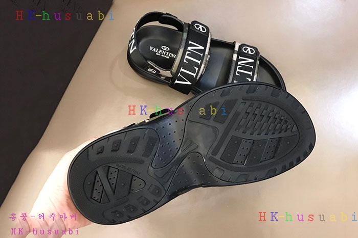 NEW 발렌티노 남성 샌들  V 663503
