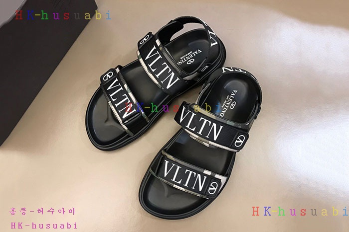 NEW 발렌티노 남성 샌들  V 663503