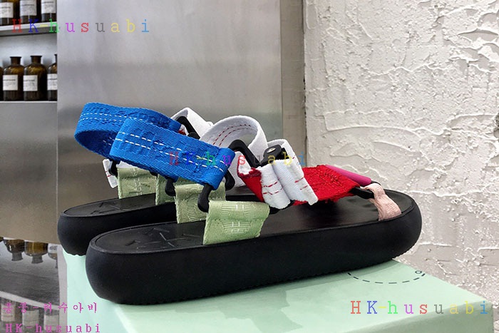 NEW 오프화이트 샌들 신상 OF 755801