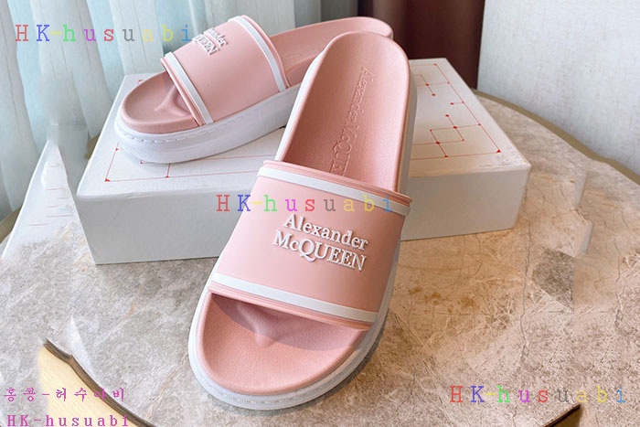 NEW 알렉산더맥퀸 슬리퍼 신상 MQ 285505