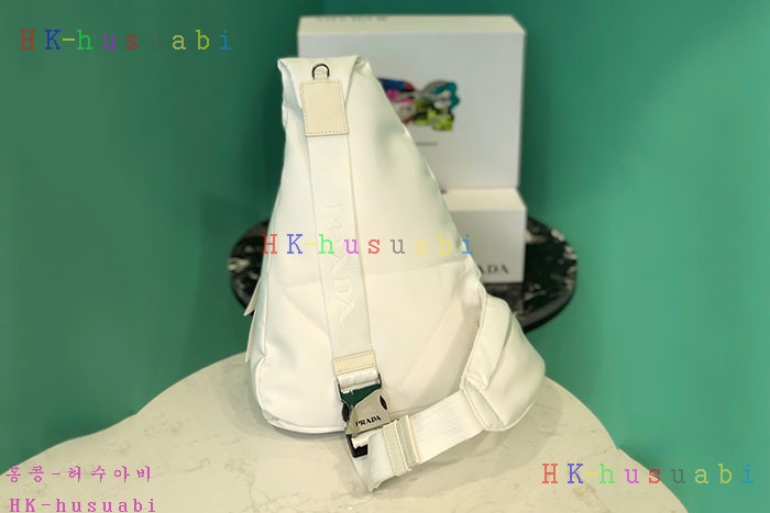 ★미러급★프라다 리나일론 백팩 P 2VZ092-2