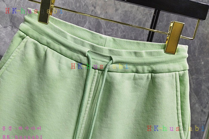 NEW 톰브라운 반바지 신상 TB 579962