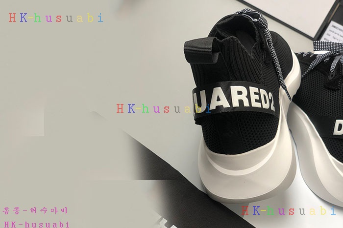 NEW 디스퀘어드 스니커즈 신상 D 588503