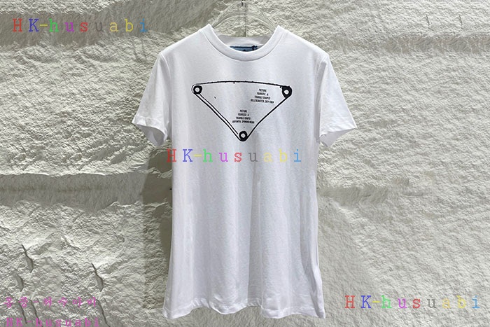 NEW 프라다 반팔티 신상 P 775810