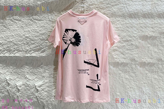 NEW 프라다 반팔티 신상 P 775810