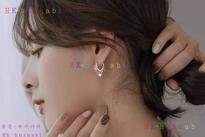 NEW 셀린느 귀걸이 신상 C 5528223