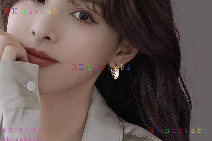 NEW 셀린느 귀걸이 신상 C 5528223